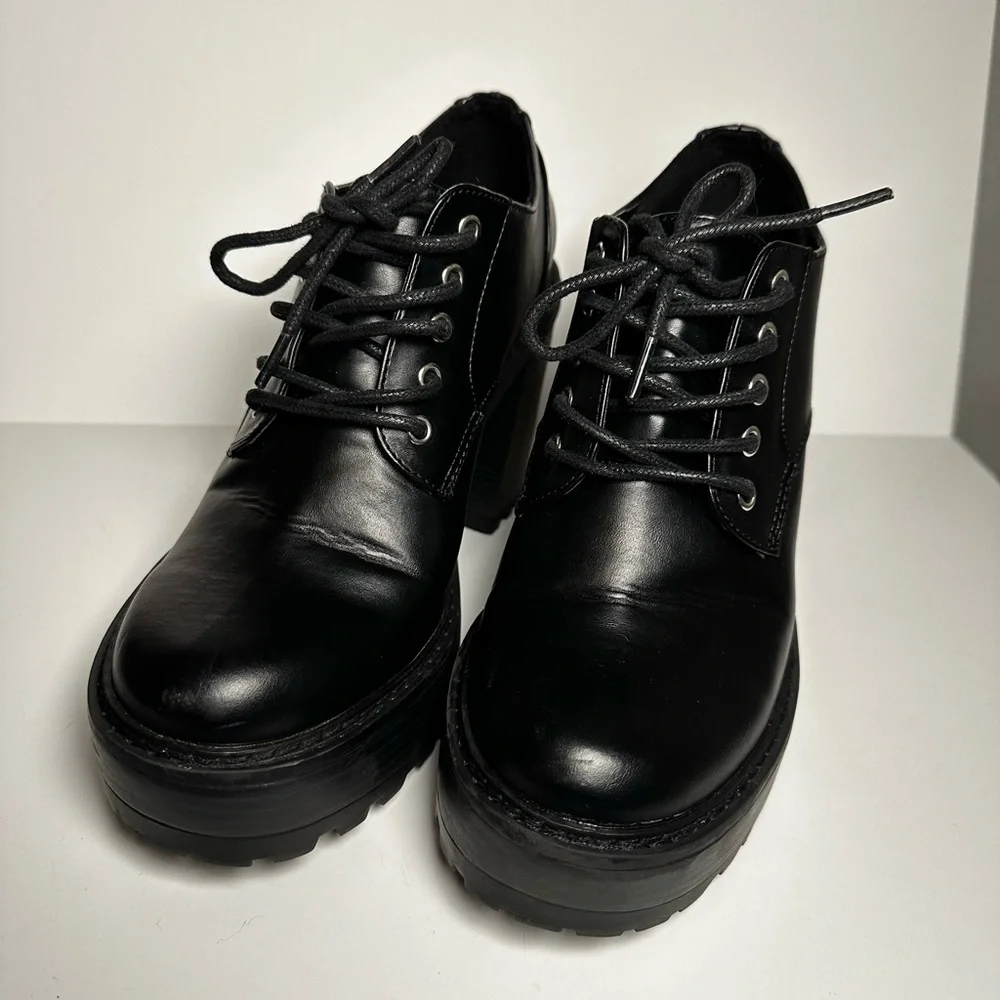 Madden Girl Keeperr Oxford Chunky Heel Lace-Up Women's Shoes size 8.5 - Picture 2 of 8